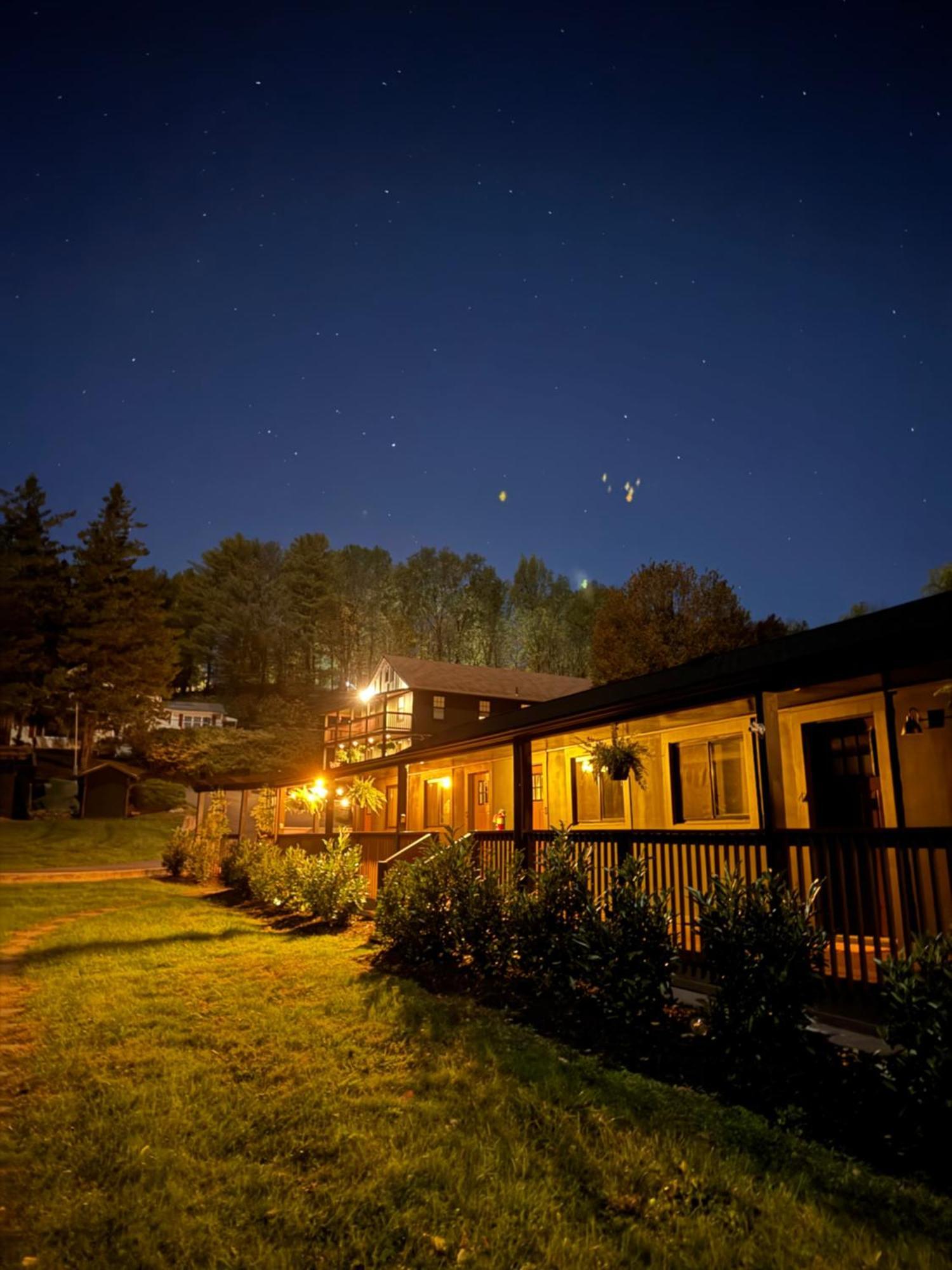 Willow Pond Motel Catskill Bagian luar foto